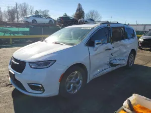 2022 CHRYSLER PACIFICA