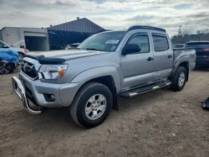 2015 TOYOTA TACOMA
