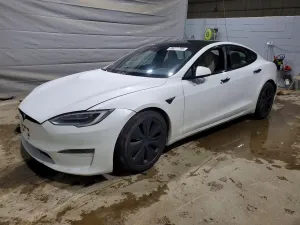 2022 TESLA MODEL S