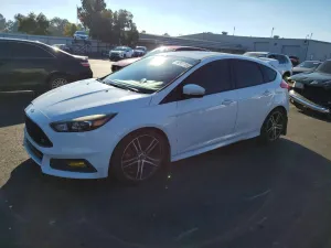 2017 FORD FOCUS