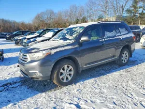 2012 TOYOTA HIGHLANDER