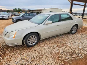 2010 CADILLAC DTS