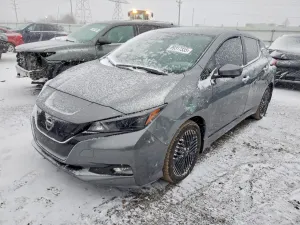 2024 NISSAN LEAF