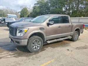 2017 NISSAN TITAN