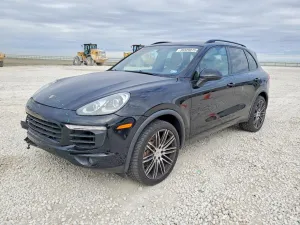 2016 PORSCHE CAYENNE