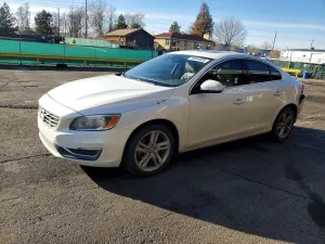2015 VOLVO S60
