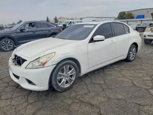2013 INFINITI G37