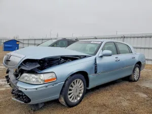 2005 LINCOLN TOWNCAR