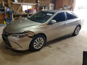2015 TOYOTA CAMRY