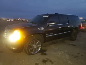 2013 CADILLAC ESCALADE