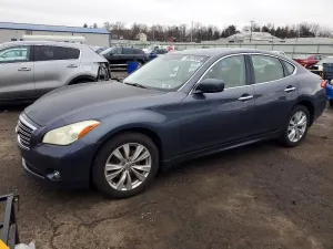 2011 INFINITI M37