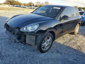 2013 PORSCHE CAYENNE