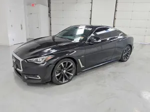 2017 INFINITI Q60