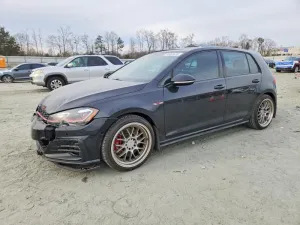 2019 VOLKSWAGEN GTI