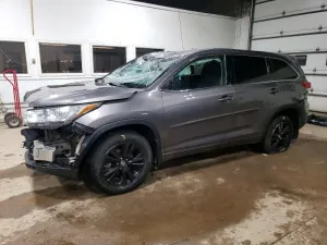 2018 TOYOTA HIGHLANDER