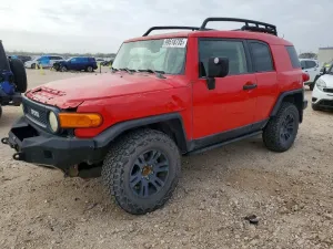 2012 TOYOTA FJ CRUISER