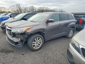 2016 TOYOTA HIGHLANDER