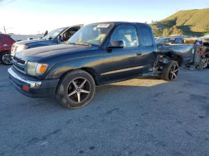 2000 TOYOTA TACOMA