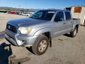 2015 TOYOTA TACOMA