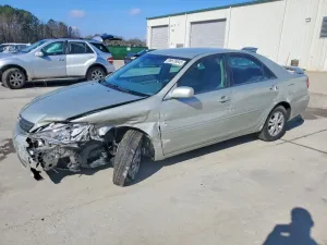 2004 TOYOTA CAMRY