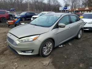 2015 FORD FOCUS
