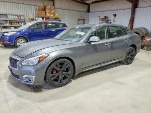 2016 INFINITI Q70