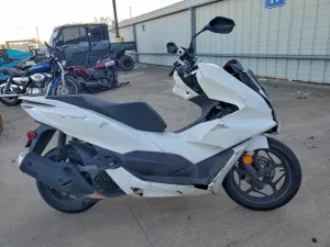 2022 HONDA PCX