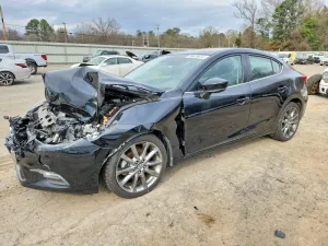 2018 MAZDA 3