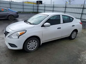 2017 NISSAN VERSA