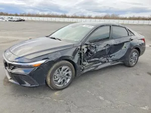 2025 HYUNDAI ELANTRA