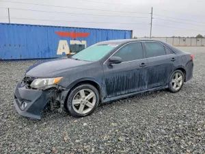 2013 TOYOTA CAMRY