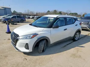 2023 NISSAN KICKS