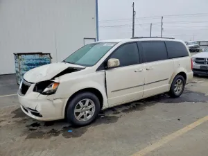 2012 CHRYSLER MINIVAN