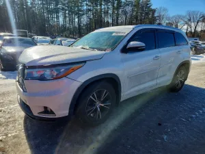 2016 TOYOTA HIGHLANDER