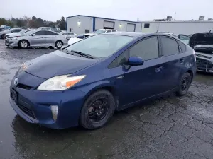 2015 TOYOTA PRIUS