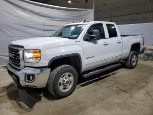 2016 GMC SIERRA