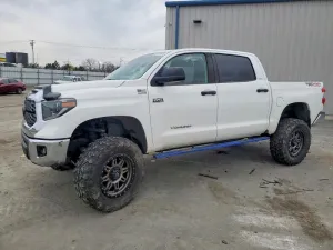 2020 TOYOTA TUNDRA