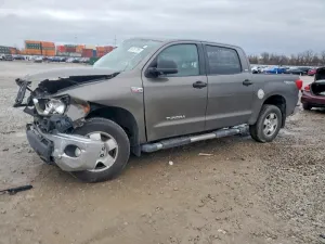 2011 TOYOTA TUNDRA