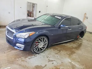 2016 INFINITI Q70