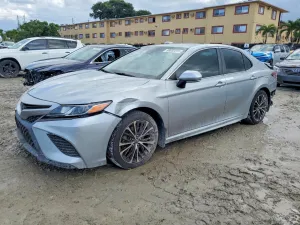 2018 TOYOTA CAMRY