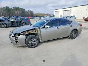 2016 LEXUS ES350