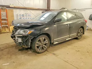 2017 NISSAN PATHFINDER