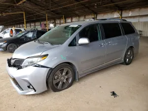 2018 TOYOTA SIENNA