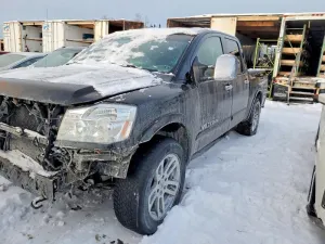 2014 NISSAN TITAN
