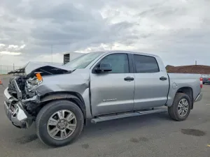 2016 TOYOTA TUNDRA