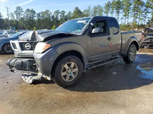 2013 NISSAN FRONTIER