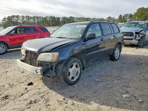 2005 TOYOTA HIGHLANDER