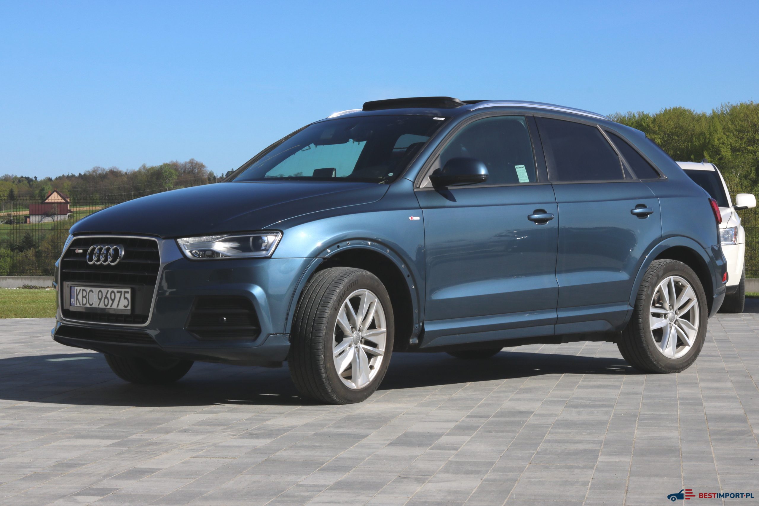 Audi-Q3-niebieskie-2017-bestimport-1
